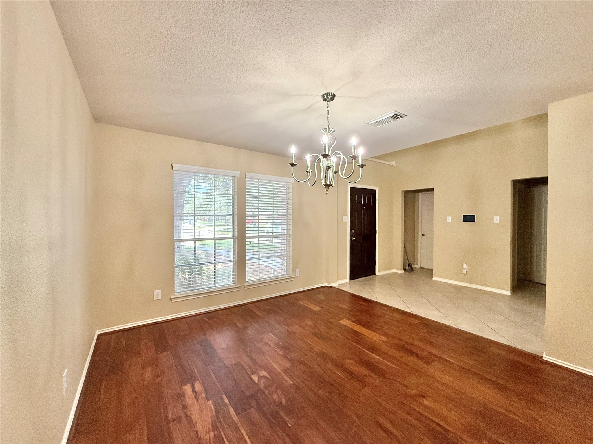 1810 Katlyn Lane Spring, TX 77386 - Photo 7 of 48 Light & Bright