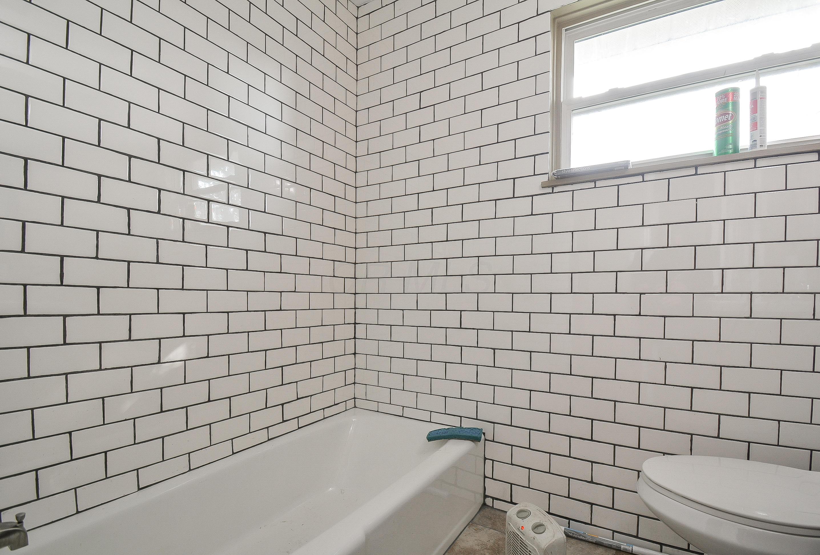 765 Colton Road Columbus, OH 43207 - Photo 12 of 24
