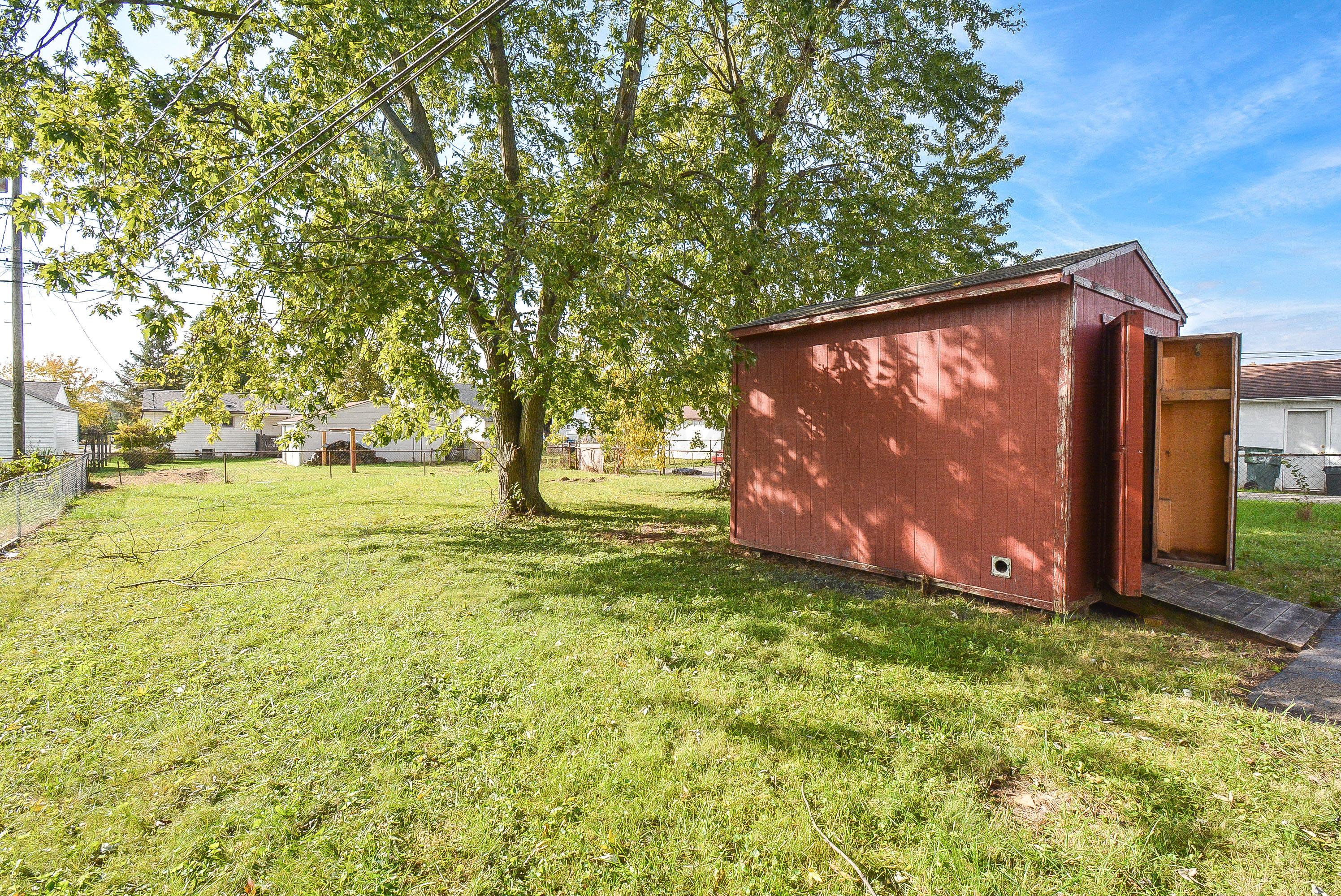 765 Colton Road Columbus, OH 43207 - Photo 3 of 24