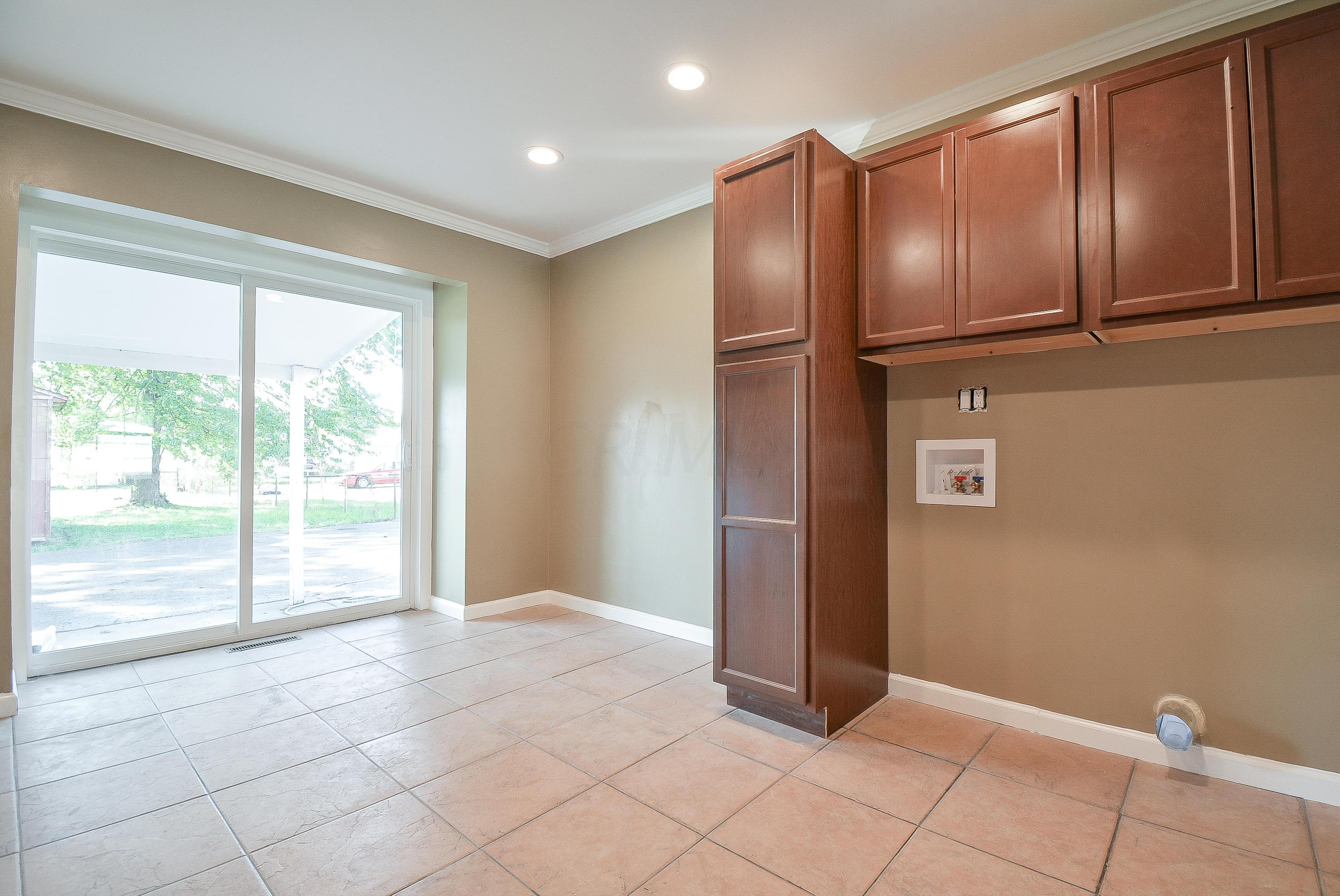 765 Colton Road Columbus, OH 43207 - Photo 7 of 24