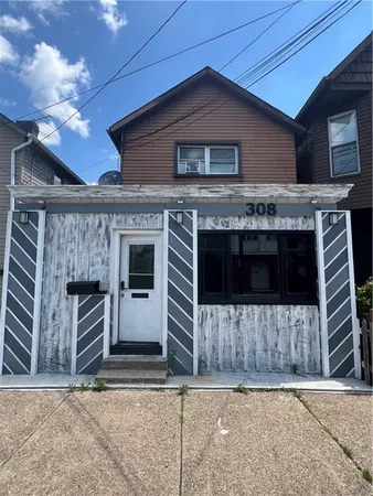 $129,900 | 306-308 Fallowfield Avenue, Charleroi, PA 15022