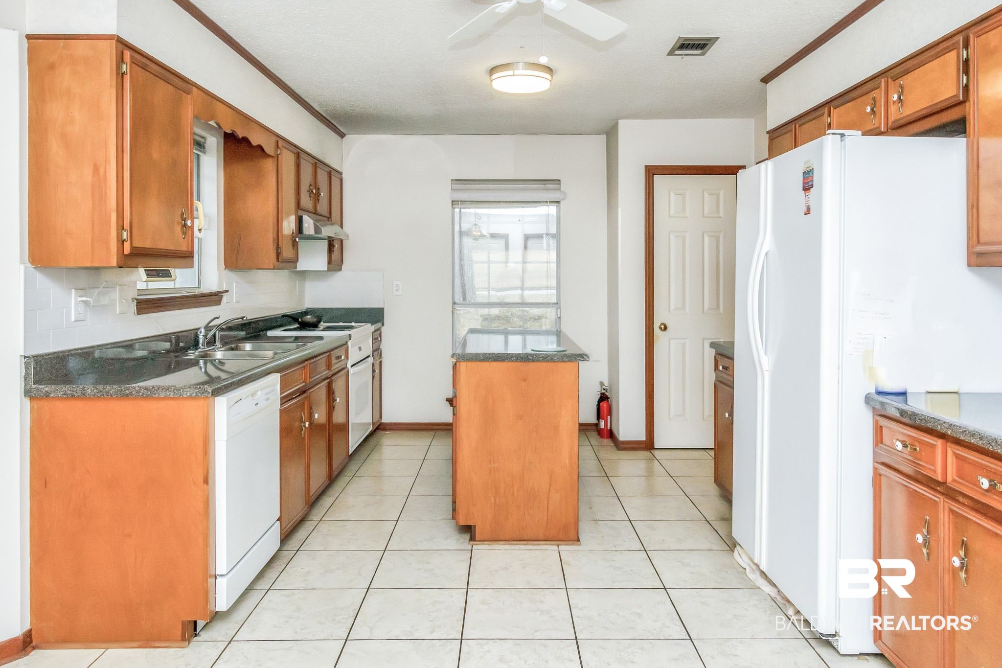 7167 Smithfield Road East Mobile, AL 36695 - Photo 16 of 36