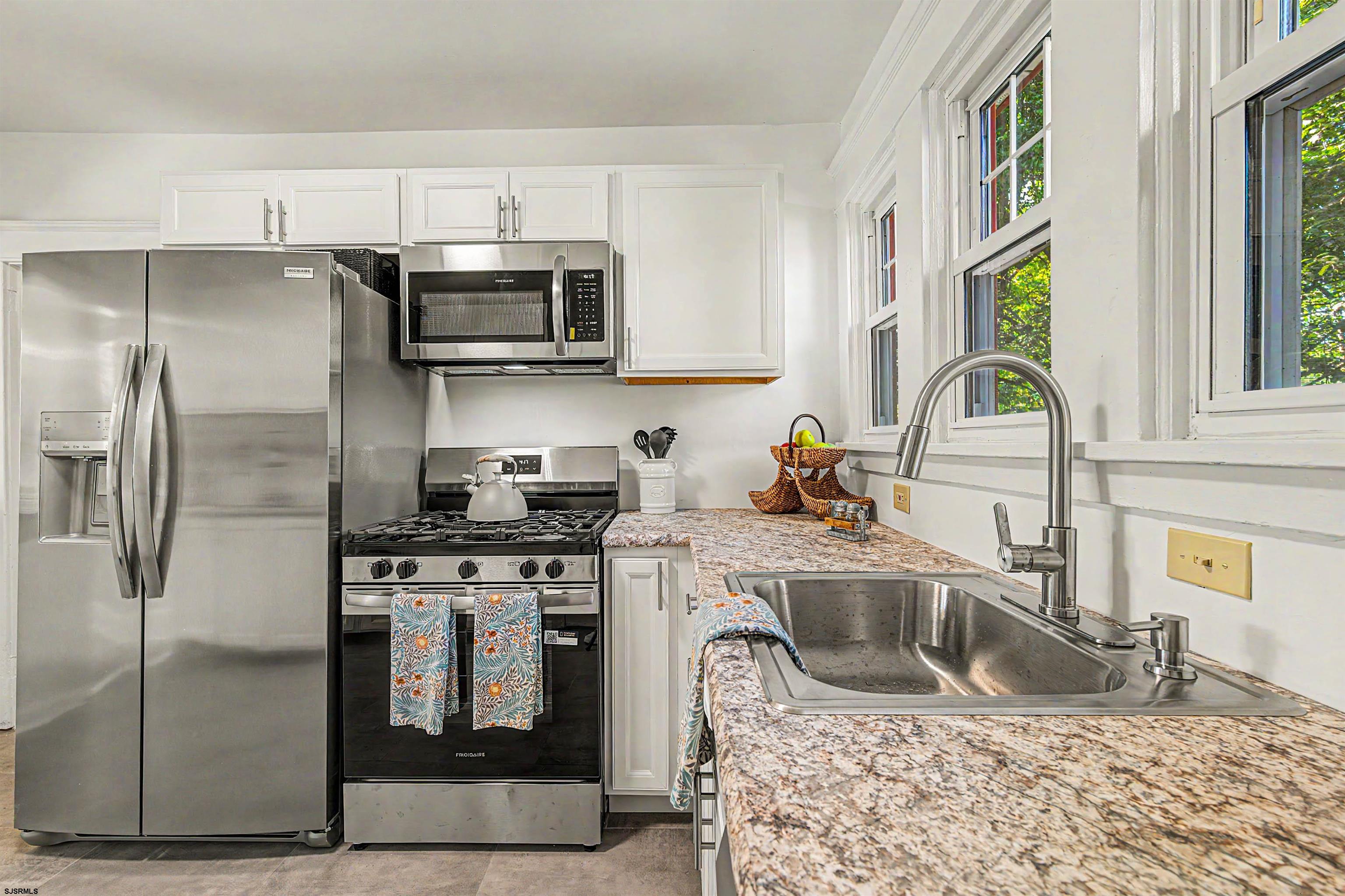 194 North Shore Road Absecon, NJ 08201 - Photo 15 of 39