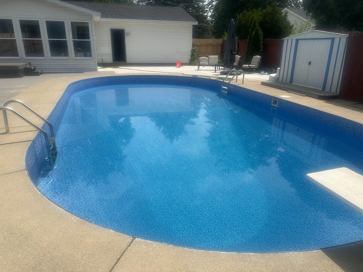 58446 Greenfield Court Three Rivers, MI 49093 - Photo 27 of 34 Pool 2