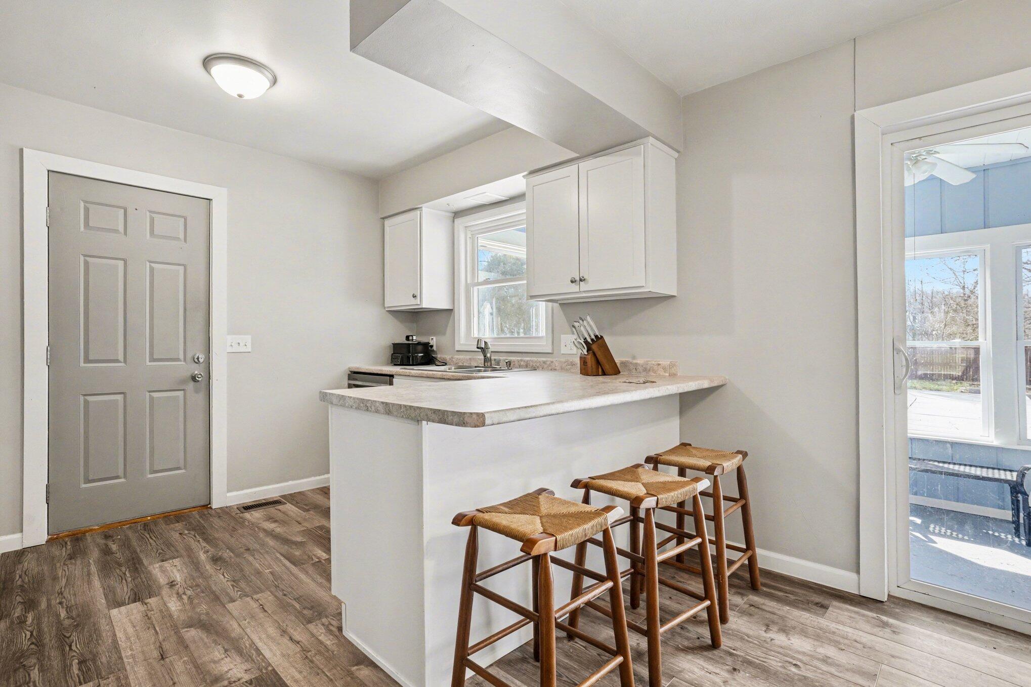 58446 Greenfield Court Three Rivers, MI 49093 - Photo 9 of 34 009_file_3773