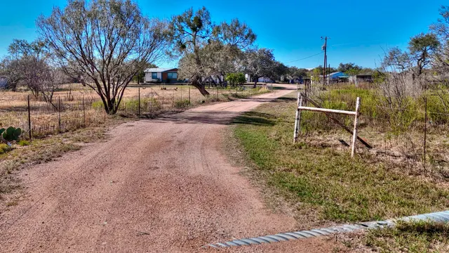 $480,000 | 204 Lagitos Lane, Llano, TX 78643