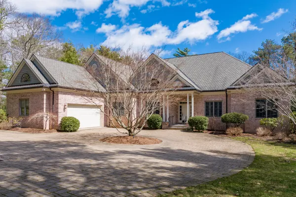 $4,795,000 | 93 Oyster Way, Osterville, MA 02655