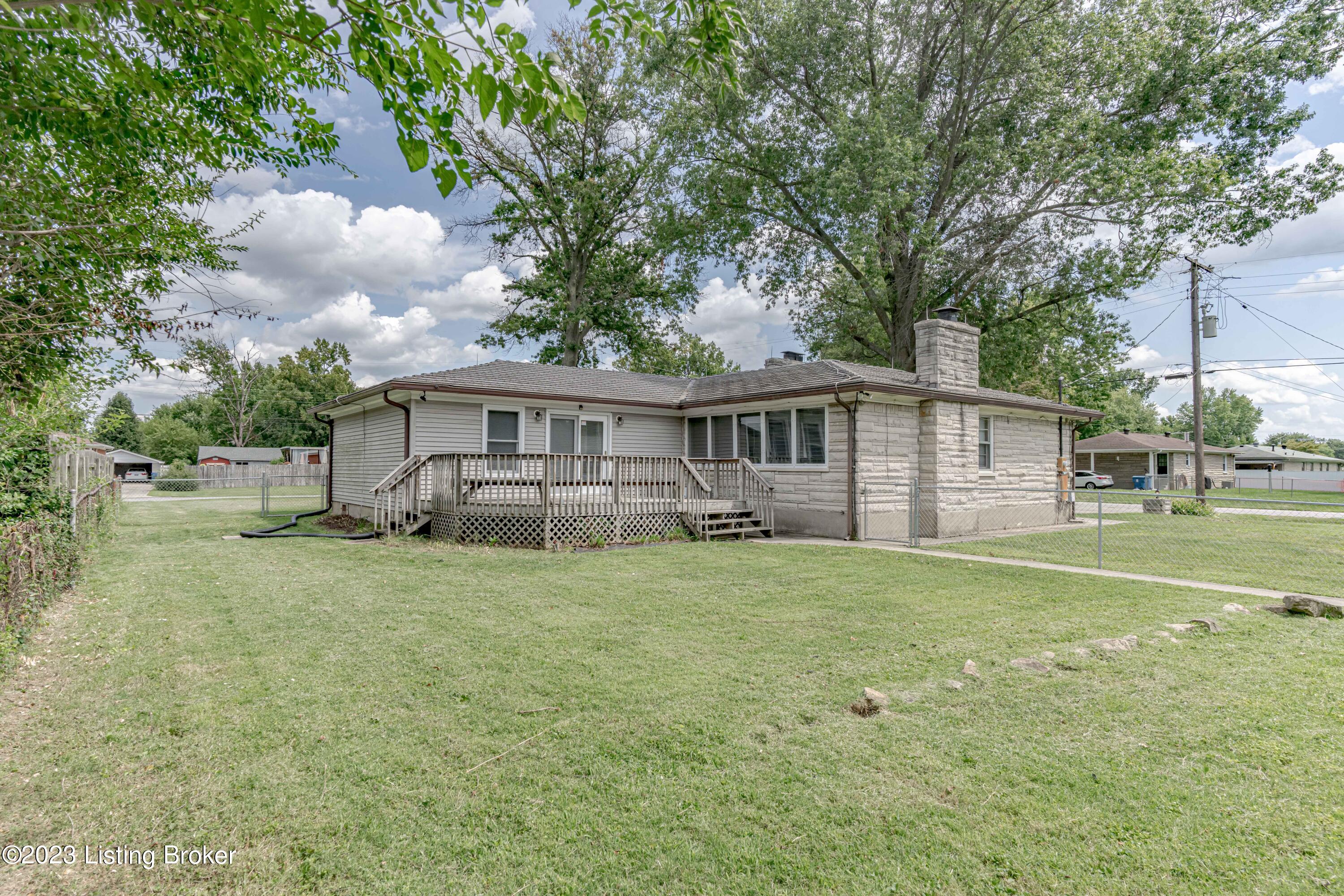5801 Maryman Road Louisville, KY 40258 - Photo 62 of 71 DSC03925
