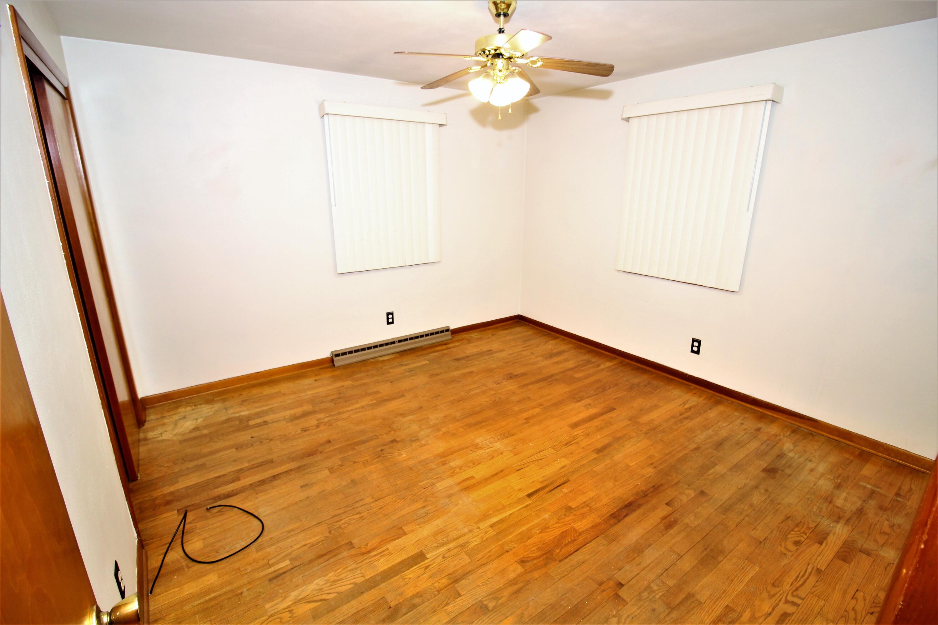 649 Constantine Street Three Rivers, MI 49093 - Photo 26 of 39 IMG_7765 (2)