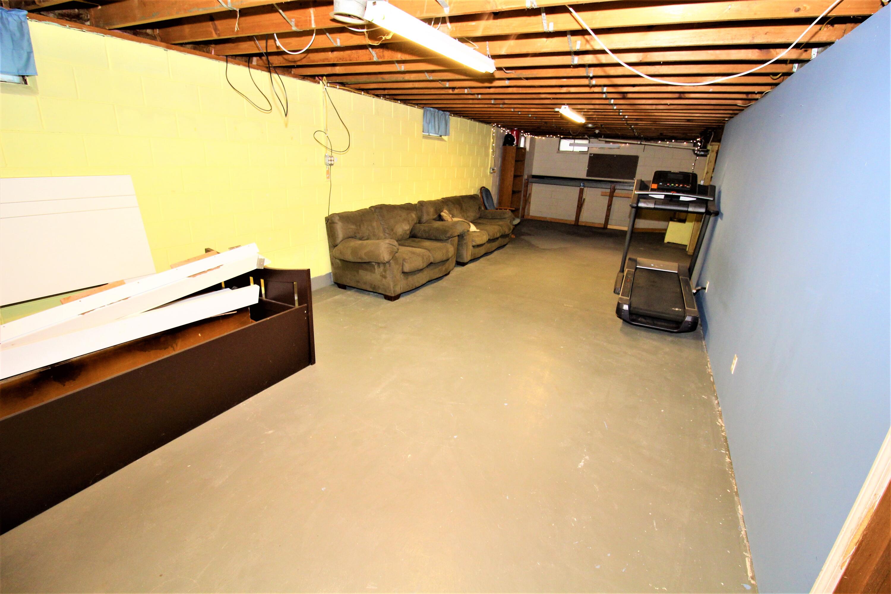 649 Constantine Street Three Rivers, MI 49093 - Photo 37 of 39 IMG_7775 (2)
