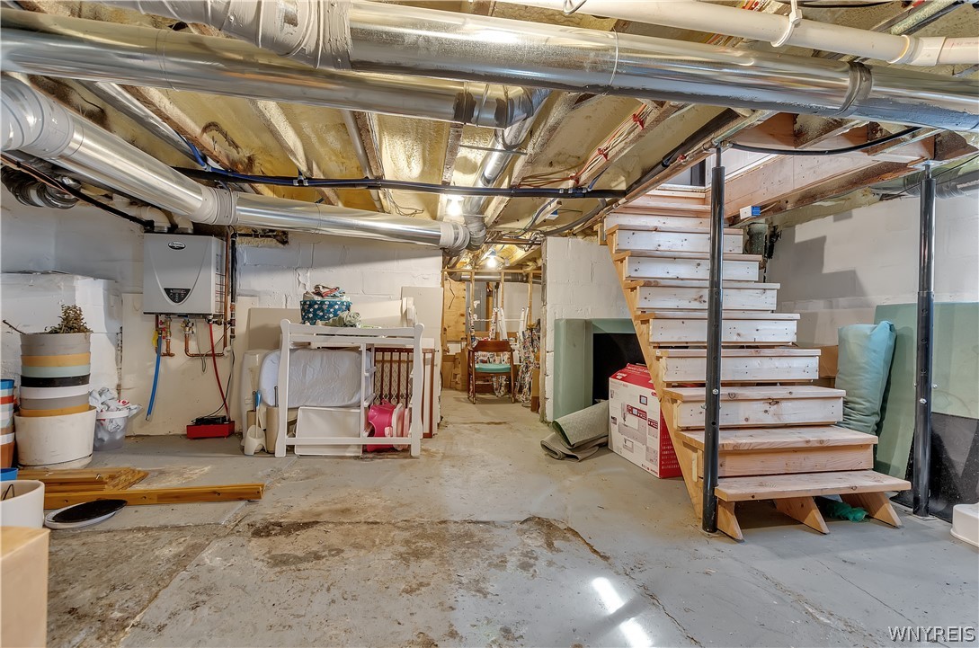 76 Trinity Place Buffalo, NY 14201 - Photo 38 of 49 Basement entry from kitchen
