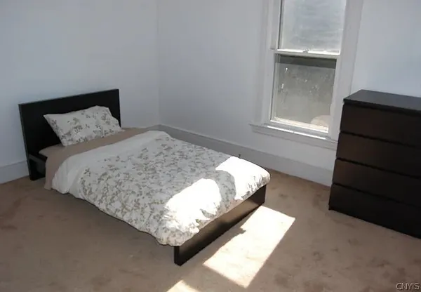 $2,795 | 312 Allen Street, Syracuse, NY 13210