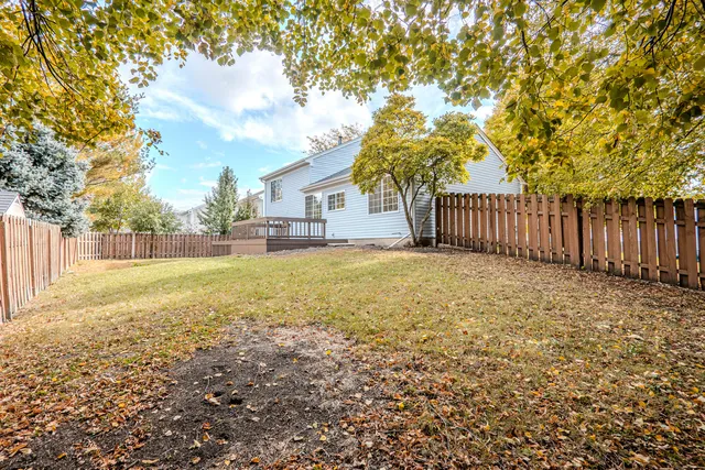 $365,000 | 1199 Pin Oak Trail, Aurora, IL 60506