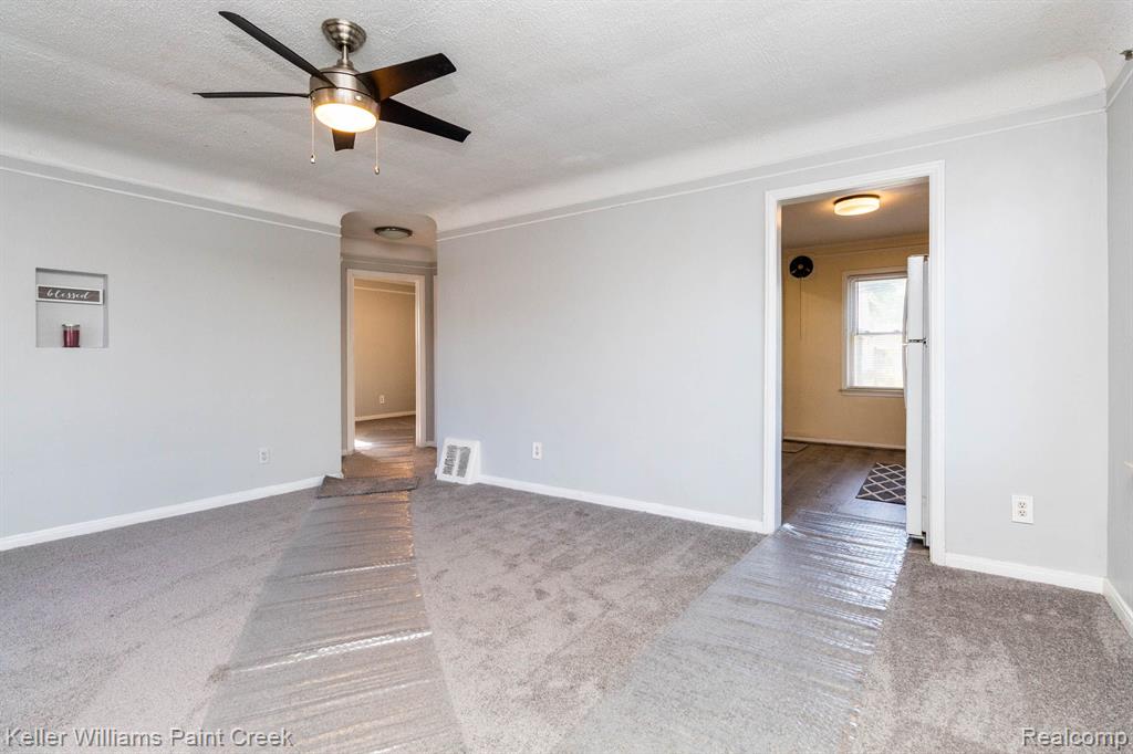 2242 East 10 Mile Road Ferndale, MI 48220 - Photo 8 of 48