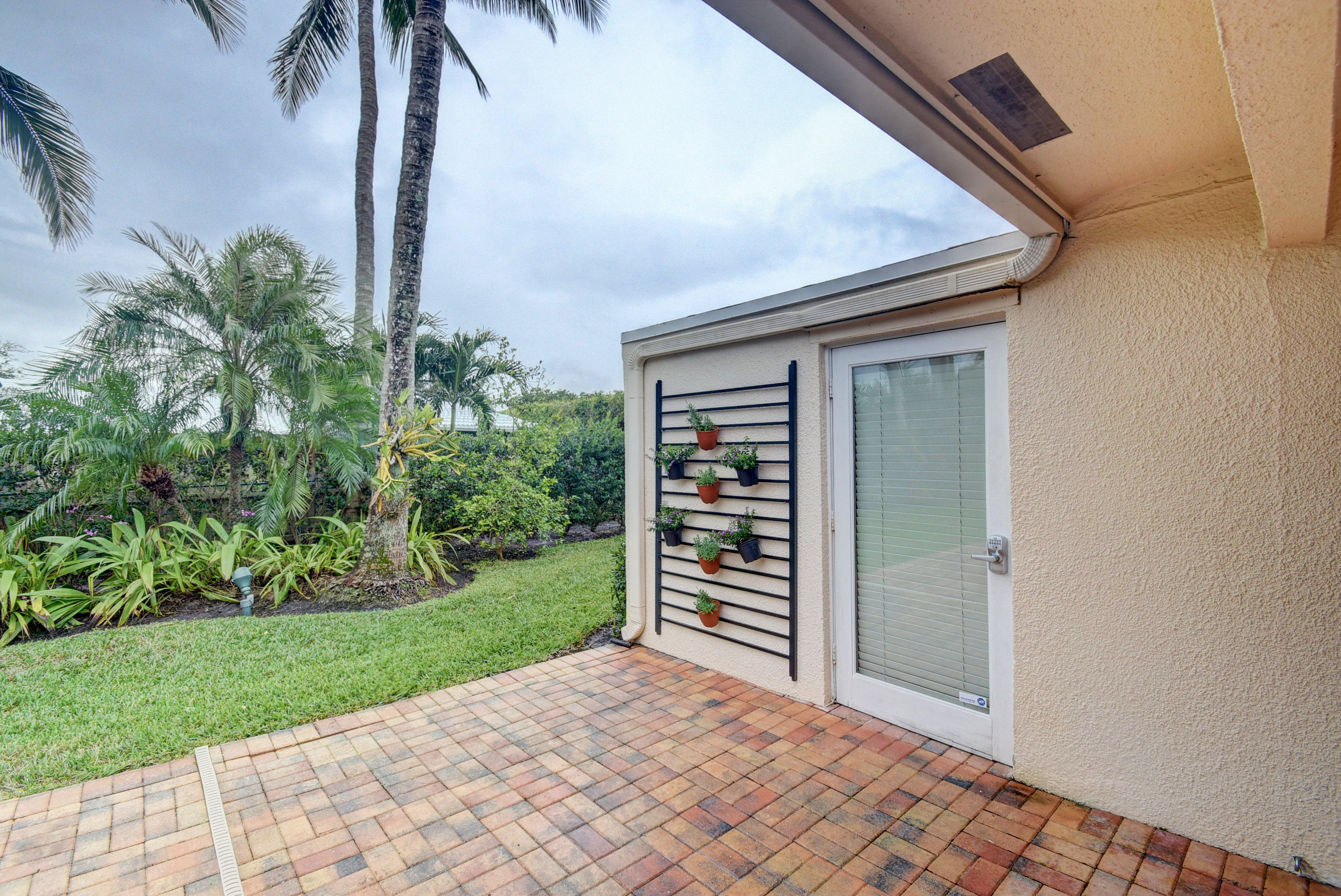 930 Southwest 15th Street Boca Raton, FL 33486 - Photo 36 of 47 Virtuals1 (39)