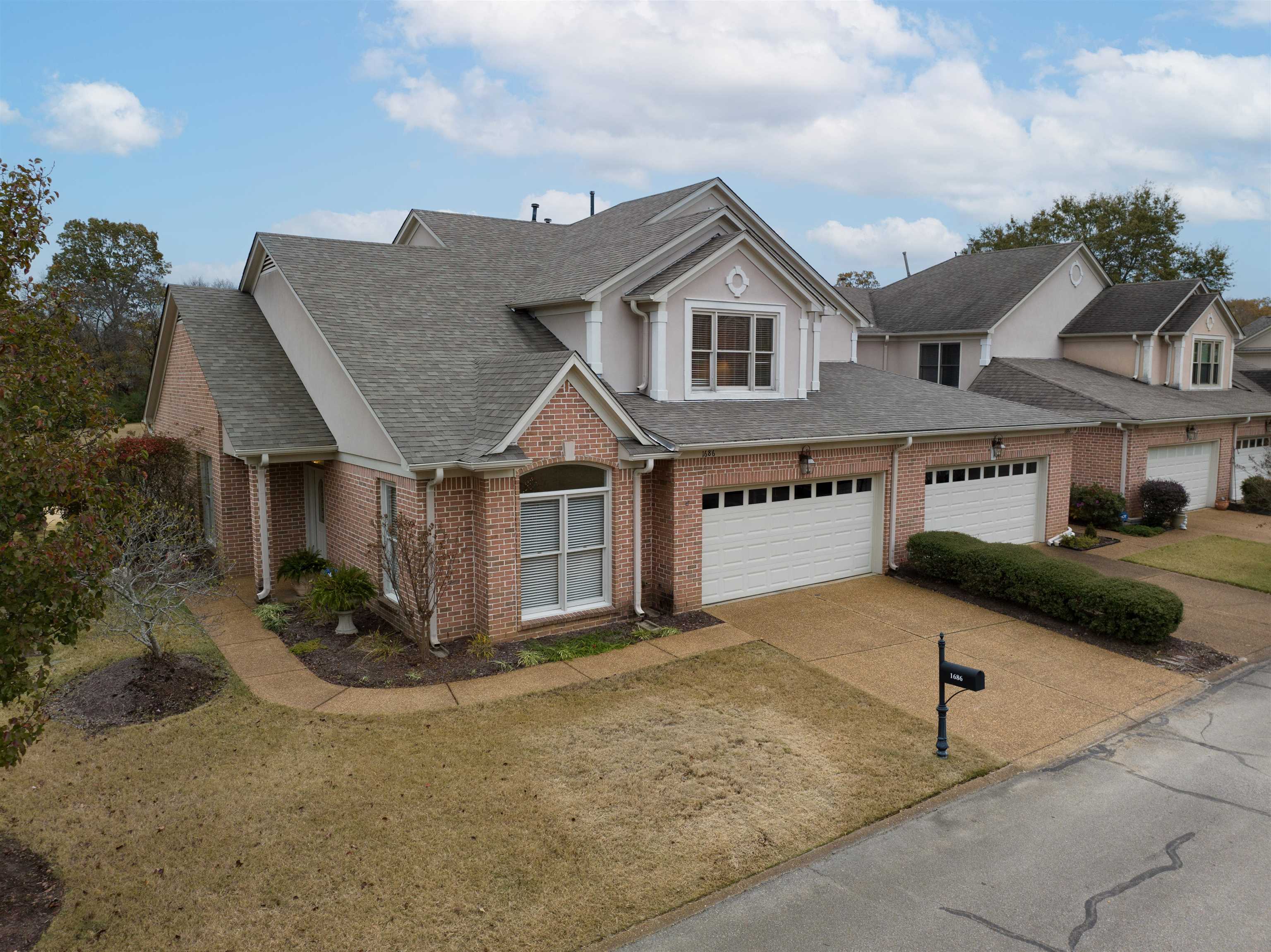 1686 Village Ridge Road Collierville, TN 38017 - Photo 2 of 27 Gallery Image 2