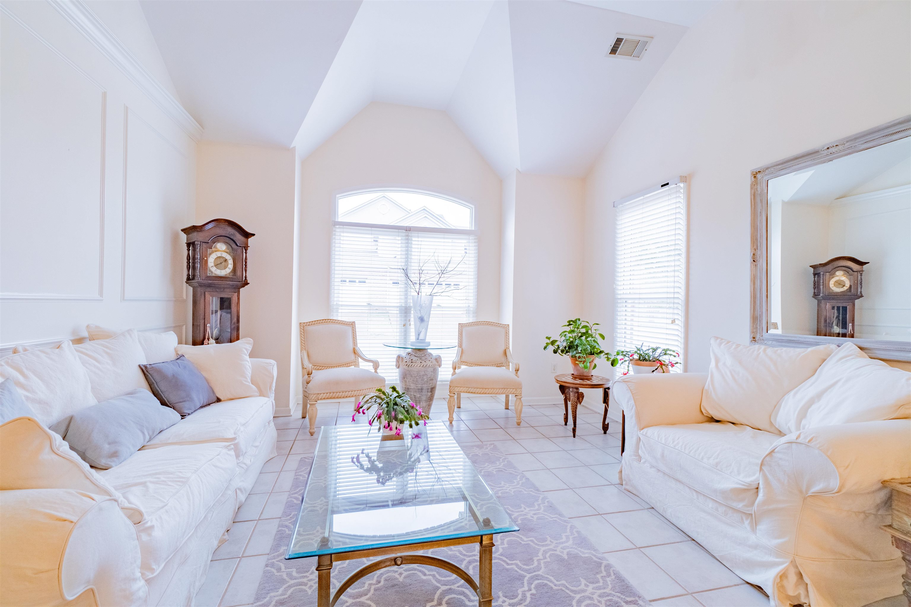 1686 Village Ridge Road Collierville, TN 38017 - Photo 3 of 27 Gallery Image 3