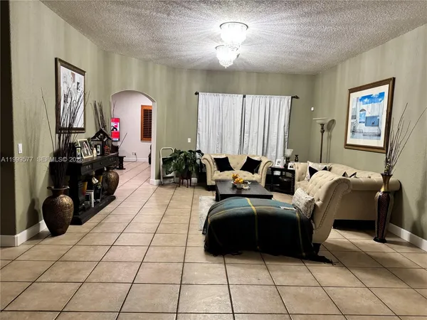 $1,100,000 | 4000 Southwest 145th Avenue, Miramar, FL 33027