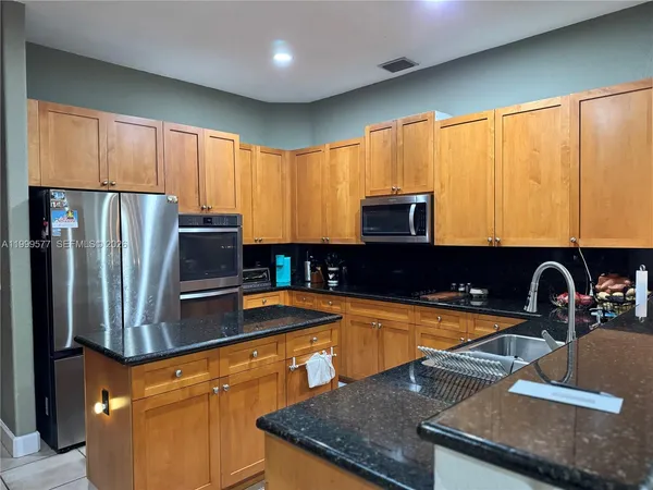 $1,100,000 | 4000 Southwest 145th Avenue, Miramar, FL 33027