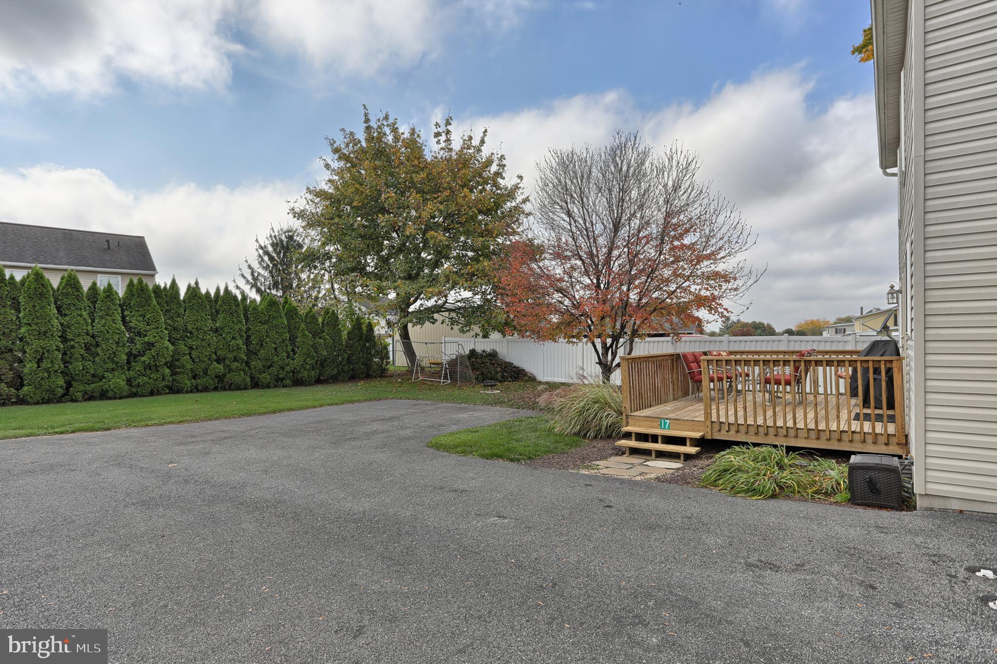 17 Hurst Boulevard Lititz, PA 17543 - Photo 40 of 42