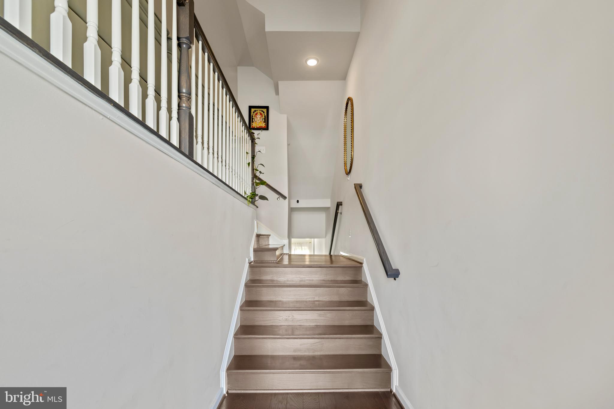 7715 Cresap Lane Hanover, MD 21076 - Photo 2 of 42 a view of entryway