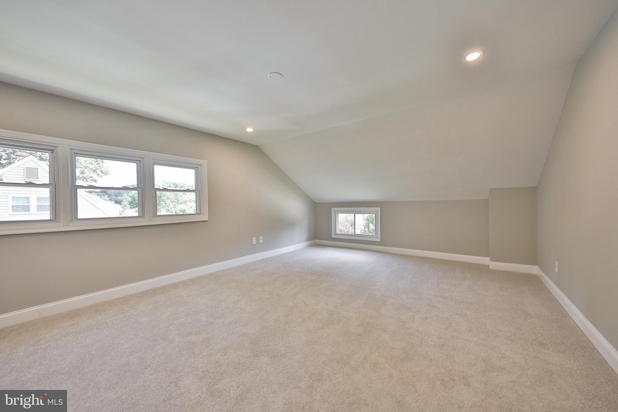 8719 Patton Road Glenside, PA 19038 - Photo 21 of 28 Gallery Image 21