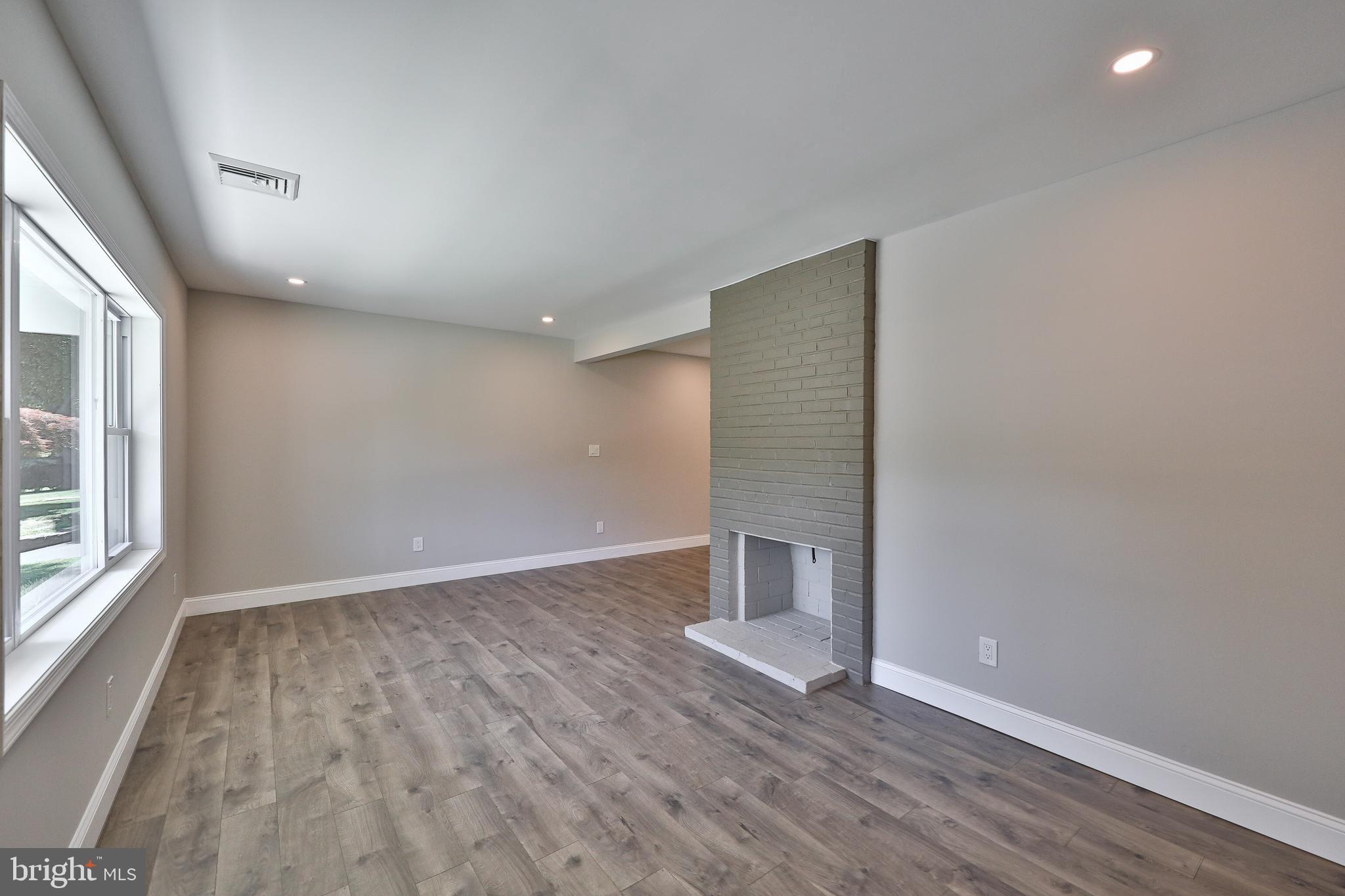 8719 Patton Road Glenside, PA 19038 - Photo 6 of 28 Gallery Image 6