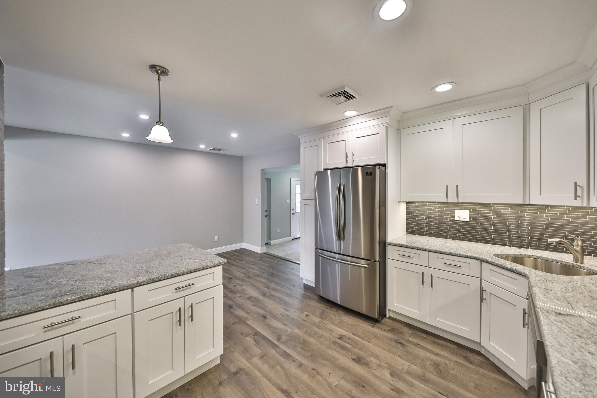 8719 Patton Road Glenside, PA 19038 - Photo 9 of 28 Gallery Image 9