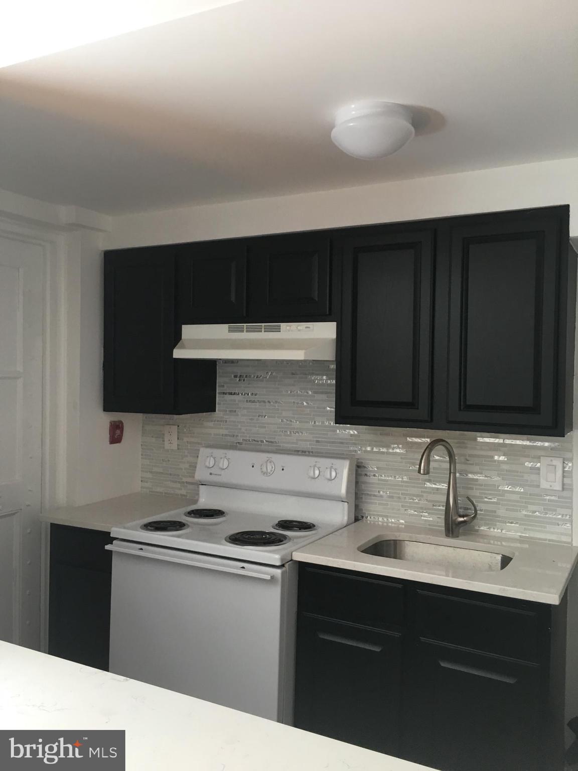 1736 Pine Street, Unit 4F Philadelphia, PA 19103 - Photo 2 of 7