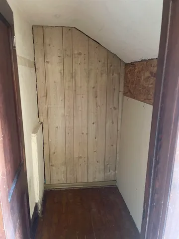 a view of front door with a door