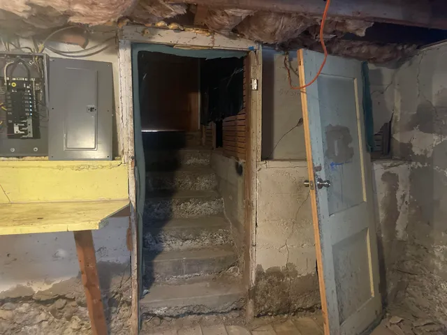 $199,900 | 447 Denver Avenue, De Beque, CO 81630