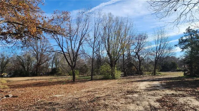 $125,000 | 808 East Atkinson Avenue, Pittsburg, KS 66762