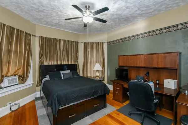 $329,900 | 406 South 3rd Street, Watertown, WI 53094