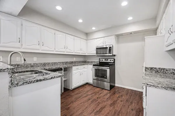 $425,000 | 3708 Trilogy Drive, Plano, TX 75075