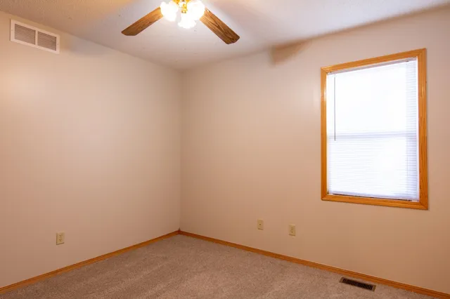 $285,000 | 5408 East 49th Street North, Bel Aire, KS 67220