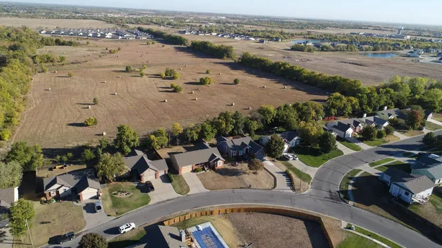 $285,000 | 5408 East 49th Street North, Bel Aire, KS 67220