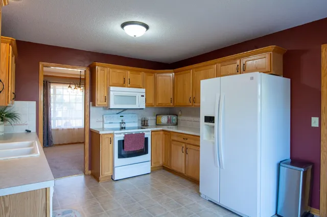 $285,000 | 5408 East 49th Street North, Bel Aire, KS 67220