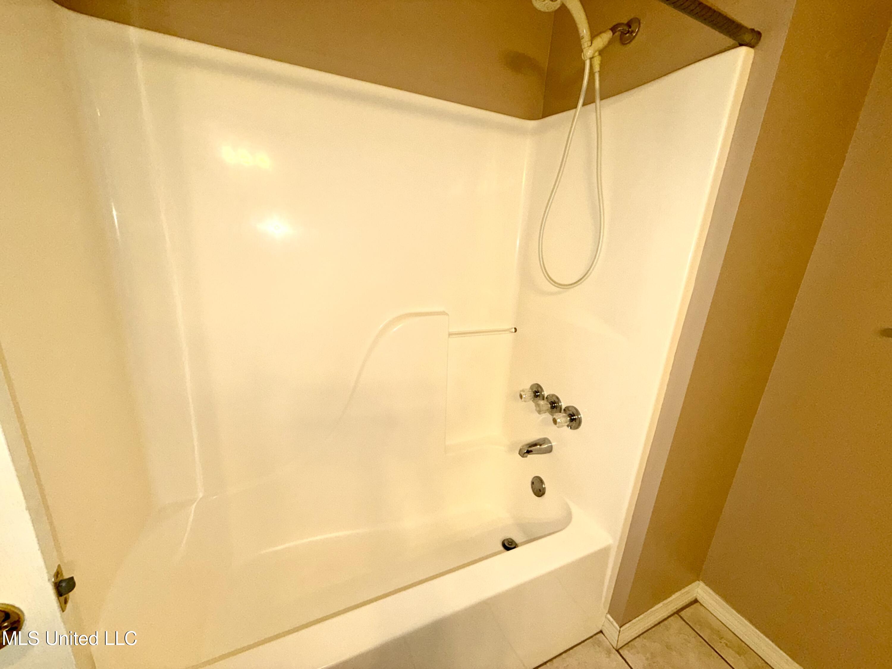 6902 Tanner Williams Road Lucedale, MS 39452 - Photo 18 of 35 IMG_1406