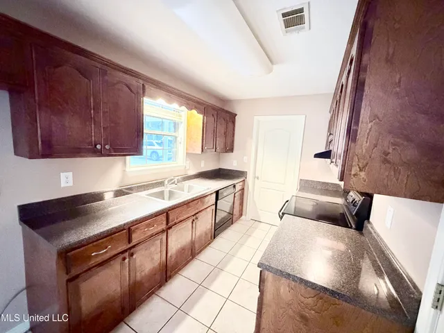 $319,000 | 6902 Tanner Williams Road, Lucedale, MS 39452