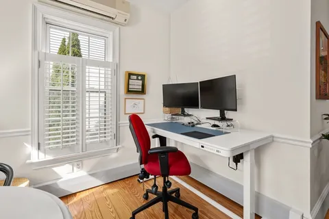 $795,000 | 614 East 3rd Street, Unit 1, Boston, MA 02127