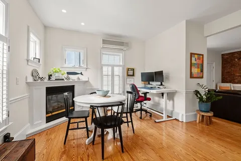 $795,000 | 614 East 3rd Street, Unit 1, Boston, MA 02127