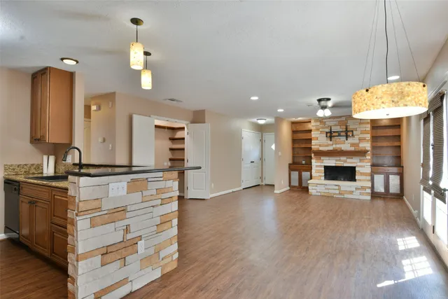 $1,400 | 809 Pecan Street, Brenham, TX 77833