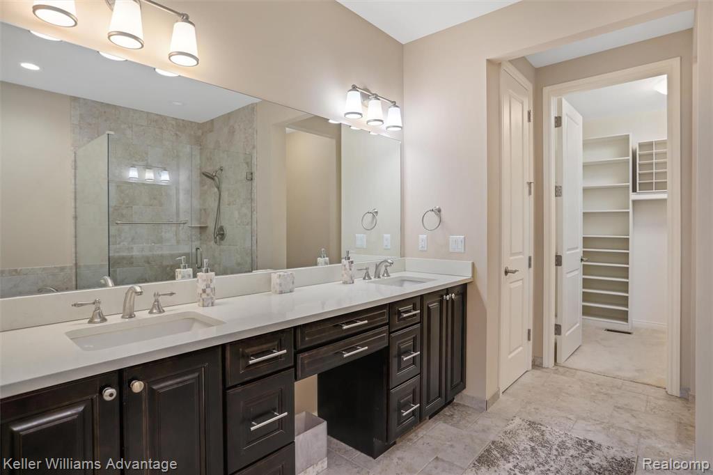 3763 Windingbrook Circle Rochester Hills, MI 48309 - Photo 15 of 32