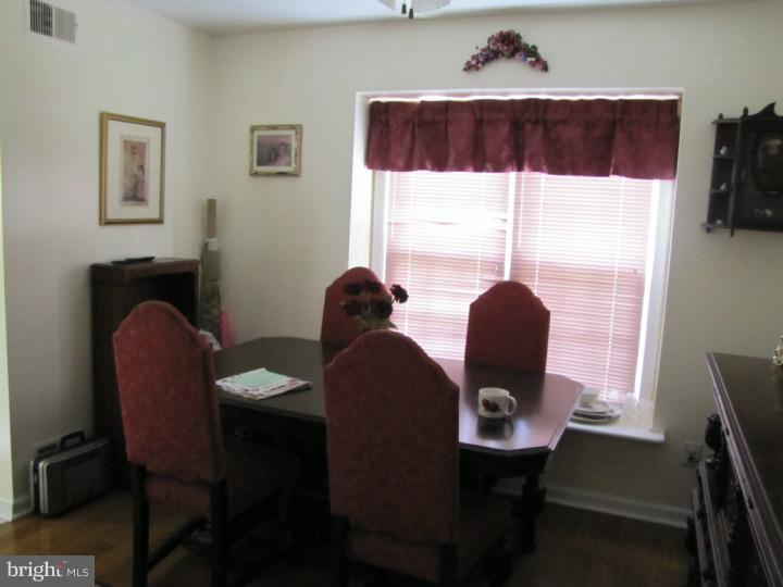 119 Harvest Road Swedesboro, NJ 08085 - Photo 8 of 19 Dining Room