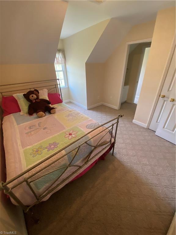 182 Ridge Drive Lexington, NC 27295 - Photo 16 of 31 Bedroom 2 upstairs