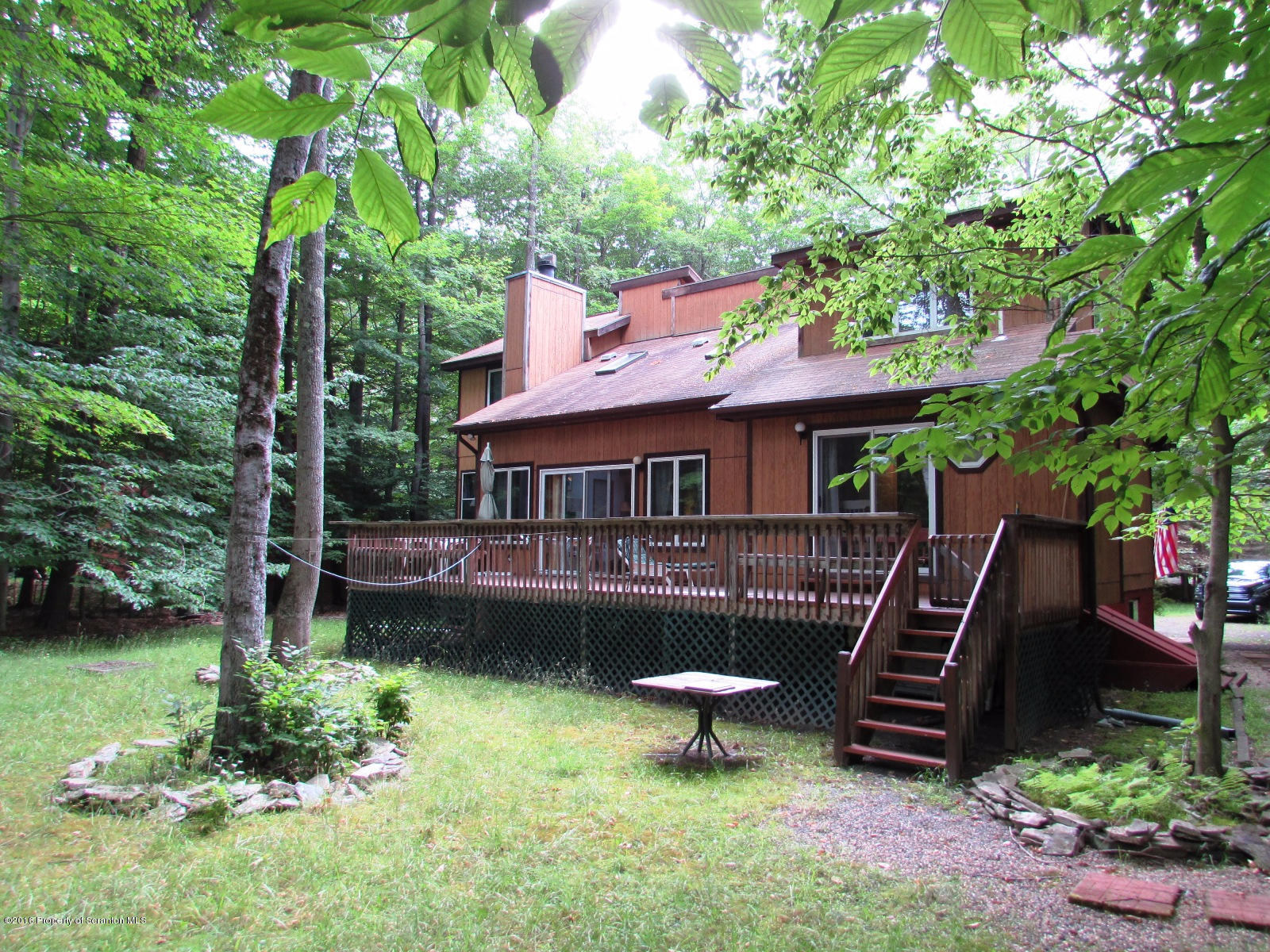 41 Ridge Road Gouldsboro, PA 18424 - Photo 2 of 33 Gallery Image 2