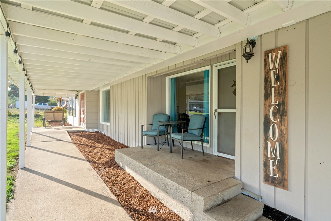 523 Ostman Road Raymond, WA 98577 - Photo 4 of 20 Gallery Image 4