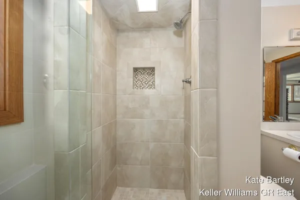 $587,400 | 7690 Tobemory Court Southeast, Ada, MI 49301