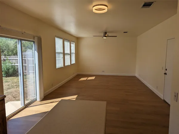 $2,100 | 4717 Lake Champlain Lane, Unit 167, Austin, TX 78754