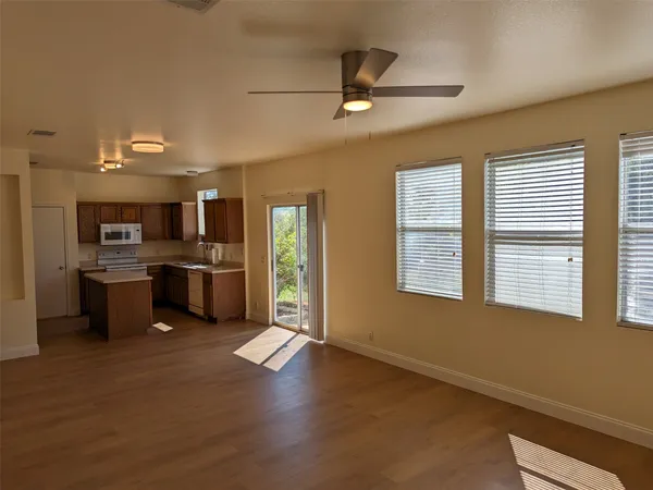 $2,100 | 4717 Lake Champlain Lane, Unit 167, Austin, TX 78754